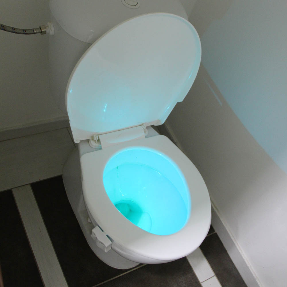 LED Světlo na toaletu - náhled 3