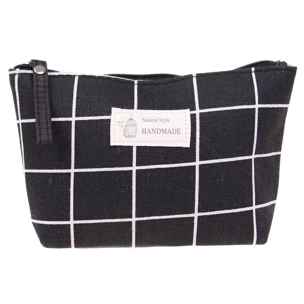 Kosmetická taška Handmade černá kostka - náhled 1